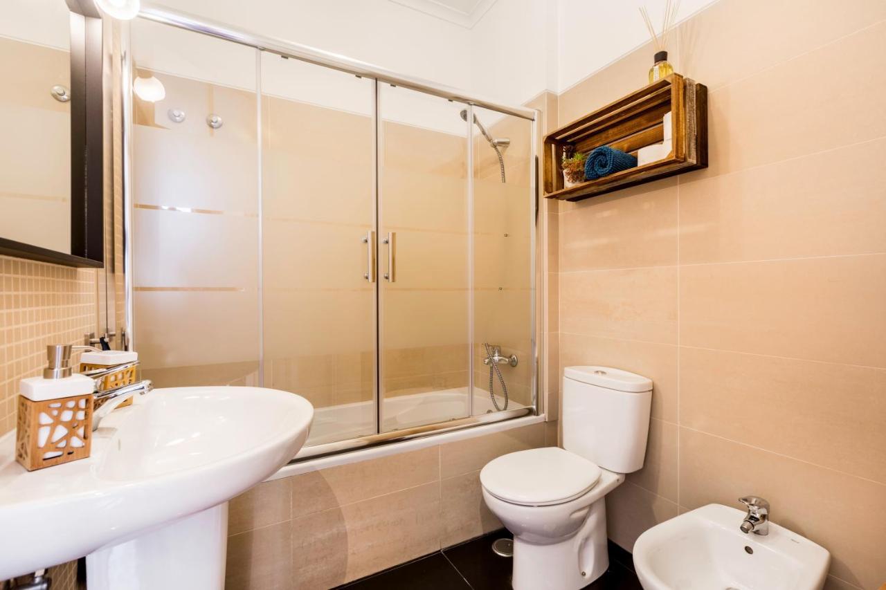 Stunning And Spacious Lofts Just By Graca And Alfama Lisbon Bagian luar foto