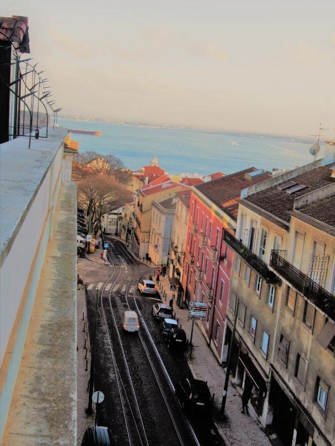 Stunning And Spacious Lofts Just By Graca And Alfama Lisbon Bagian luar foto